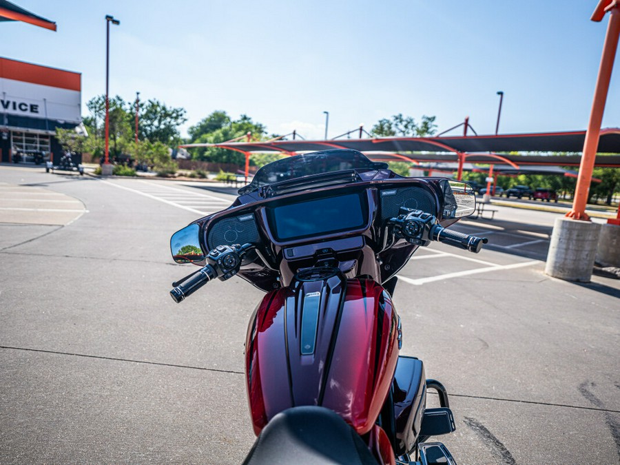 Custom Painted 2023 CVO Street Glide FLHXSE