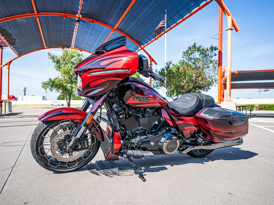 Custom Painted 2023 CVO Street Glide FLHXSE