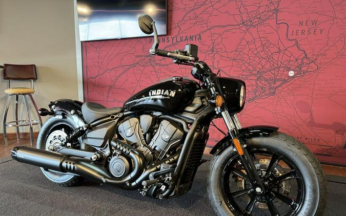 2025 Indian Motorcycle® Scout® Bobber Black Metallic