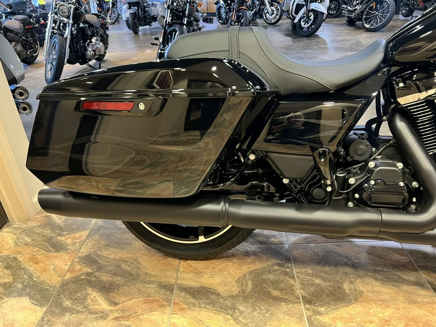 FLHX 2025 Street Glide®