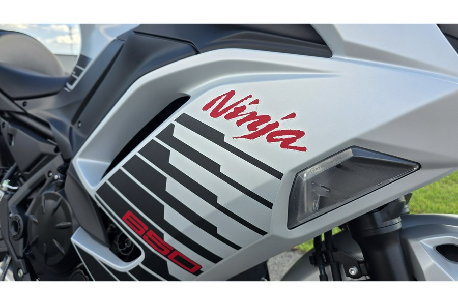 2026 Kawasaki Ninja® 650 ABS