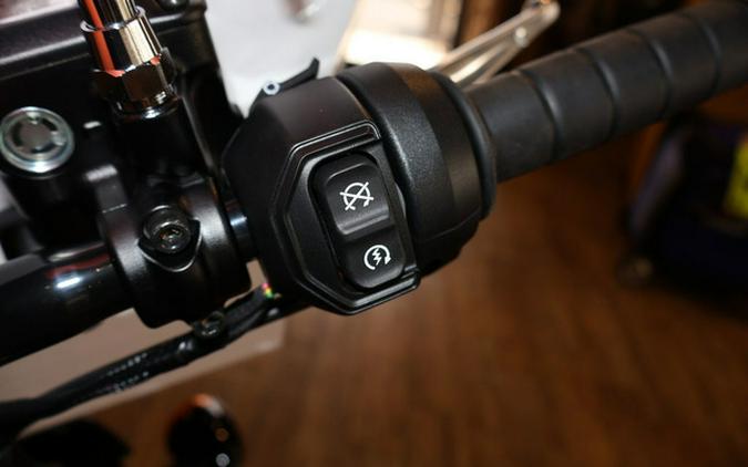 2026 Indian Sport Scout Sixty Black Metallic