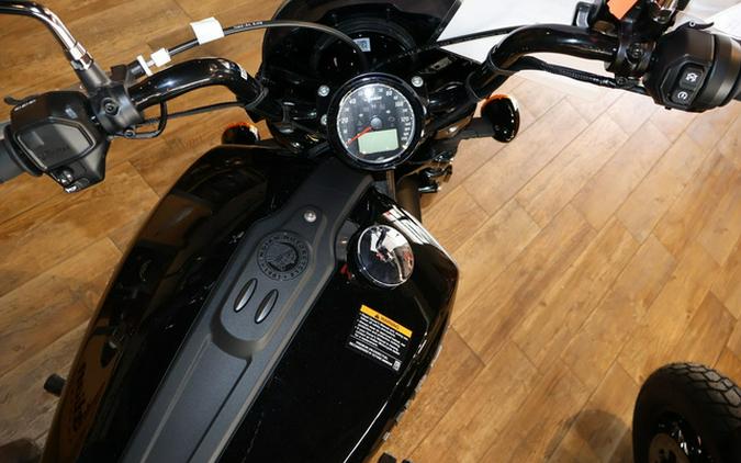 2026 Indian Sport Scout Sixty Black Metallic