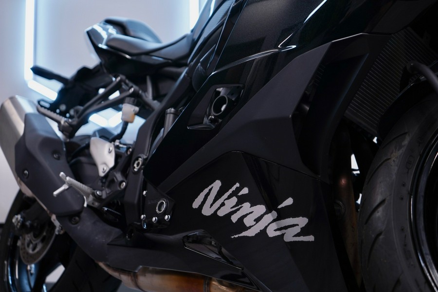 2024 Kawasaki ZX4R ABS