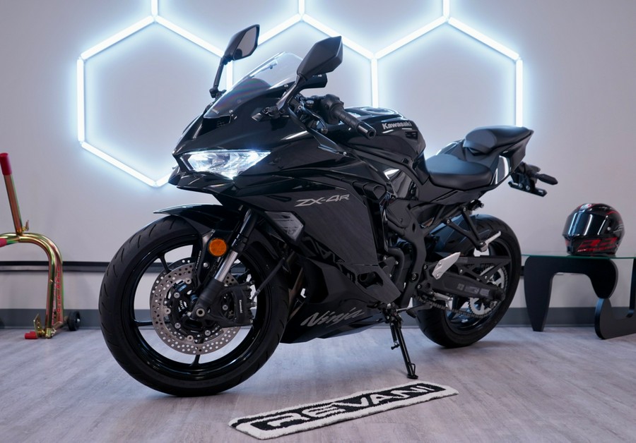 2024 Kawasaki ZX4R ABS