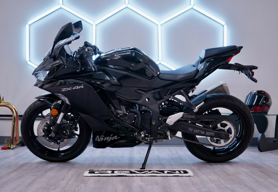 2024 Kawasaki ZX4R ABS
