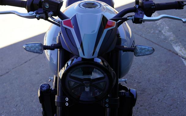 2026 Trident 800