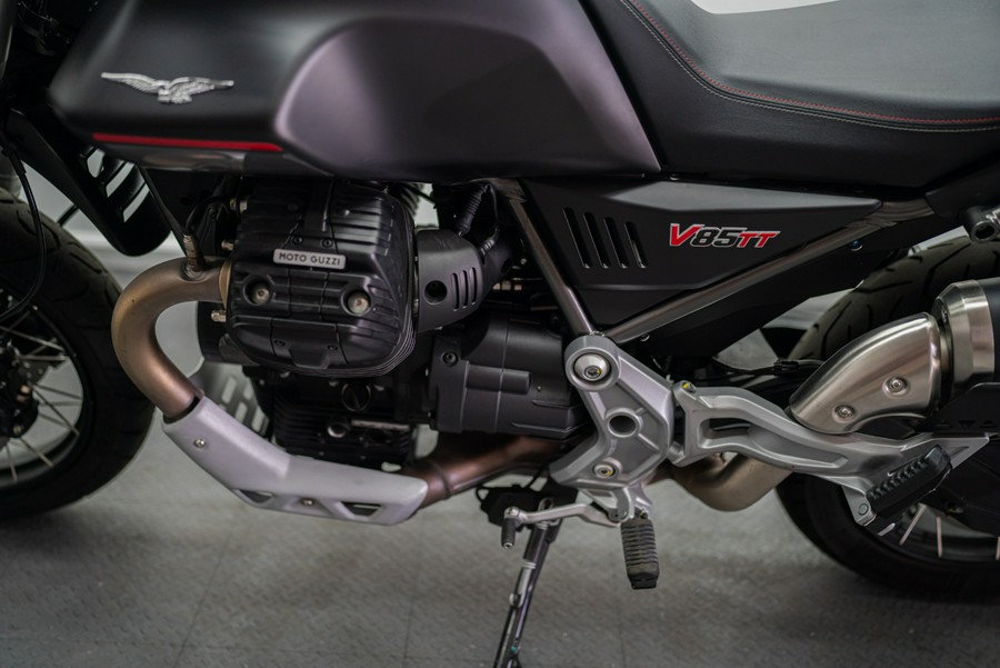 2023 Moto Guzzi V85 TT