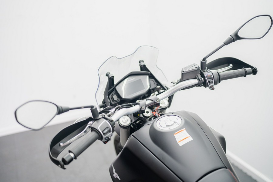 2023 Moto Guzzi V85 TT