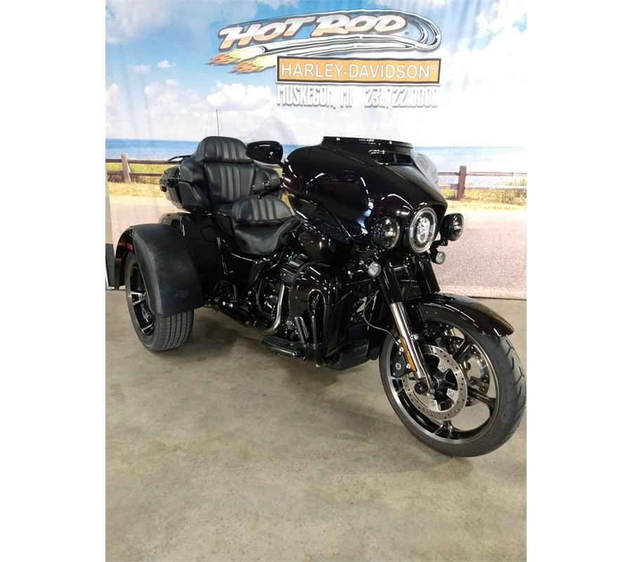 2021 Harley-Davidson CVO Tri Glide Ultra