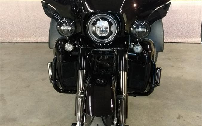 2021 Harley-Davidson CVO Tri Glide Ultra