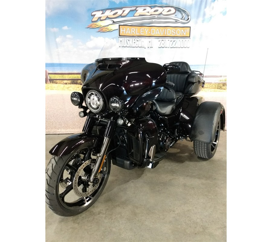 2021 Harley-Davidson CVO Tri Glide Ultra