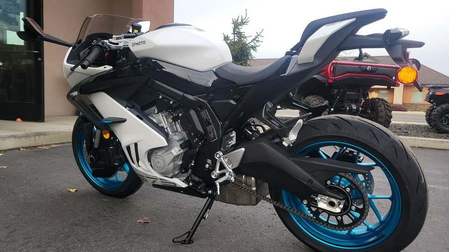 2026 CFMOTO 675SS