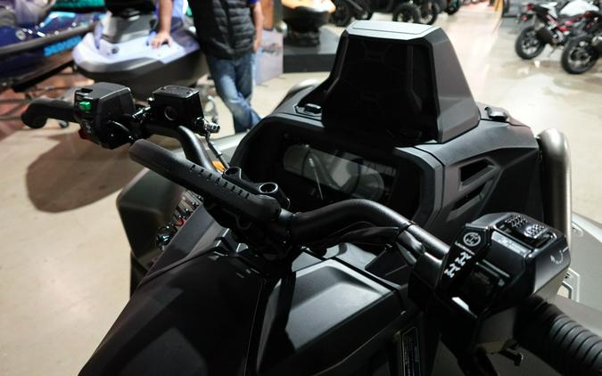 2026 Can-Am Outlander X MR 1000R