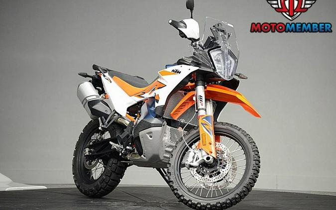 2024 KTM Adventure 890 R
