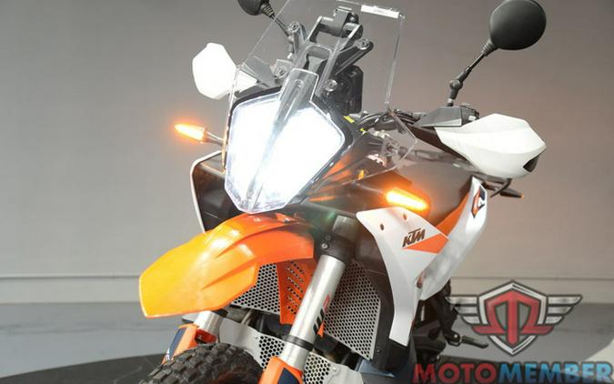 2024 KTM Adventure 890 R