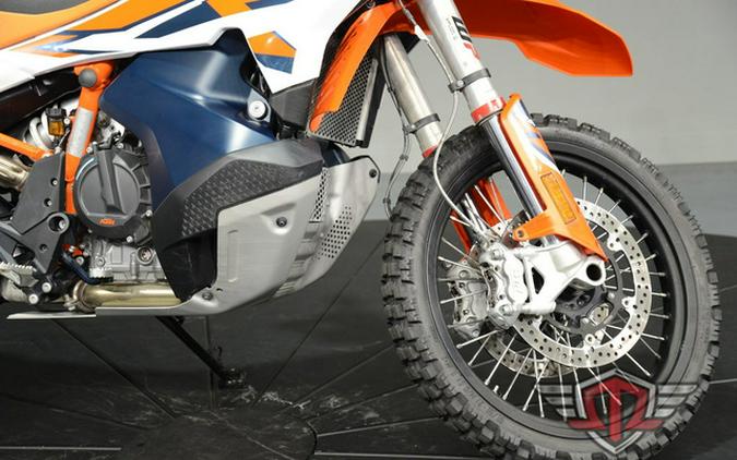 2024 KTM Adventure 890 R