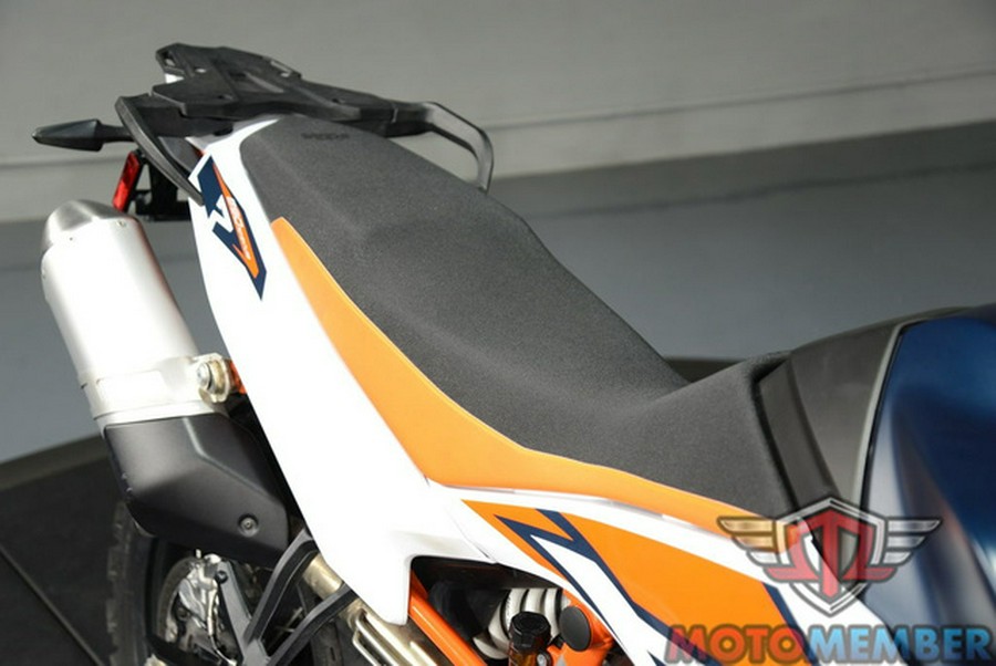 2024 KTM Adventure 890 R