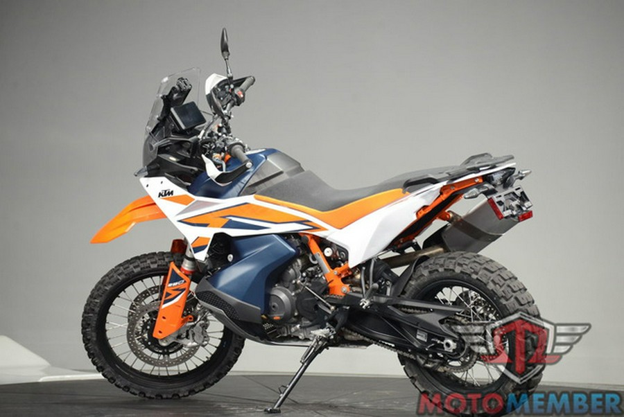 2024 KTM Adventure 890 R