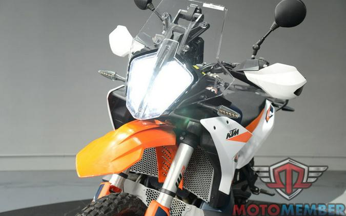 2024 KTM Adventure 890 R