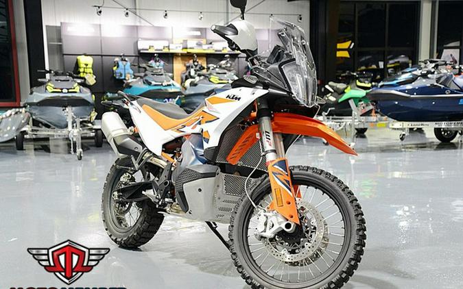 2024 KTM Adventure 890 R