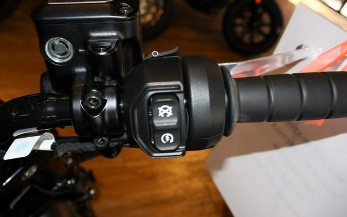 2026 Indian Scout Bobber Limited +Tech Black Smoke