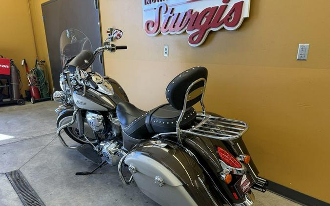 2023 Indian Springfield Bronze Pearl Metallic / Silver Quartz