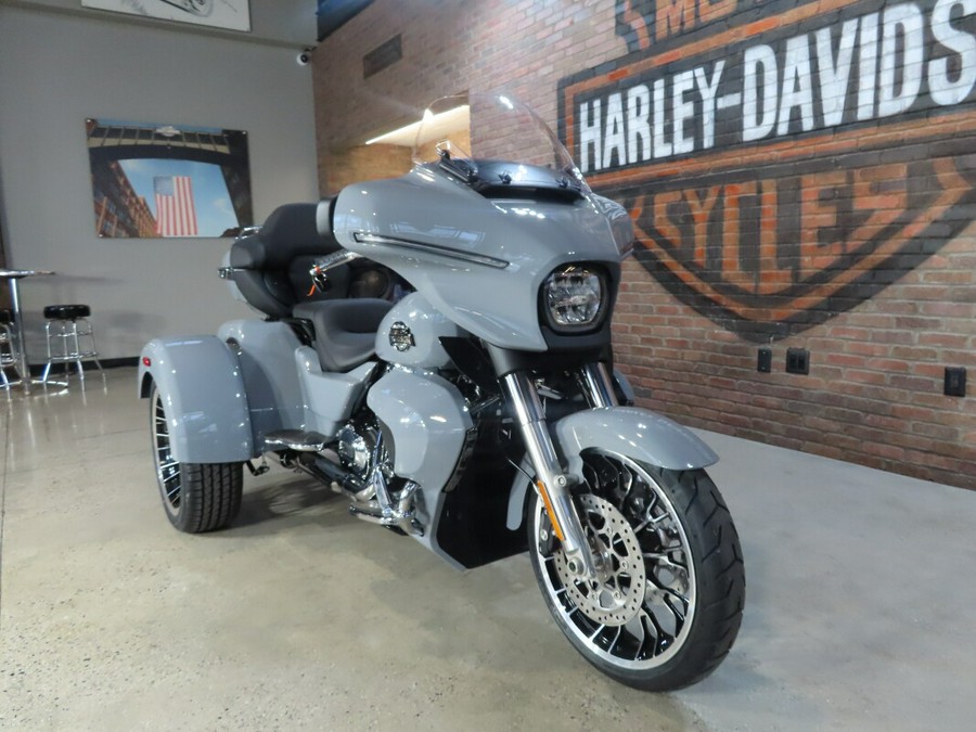 2026 Harley-Davidson® FLHLT Street Glide 3 Limited