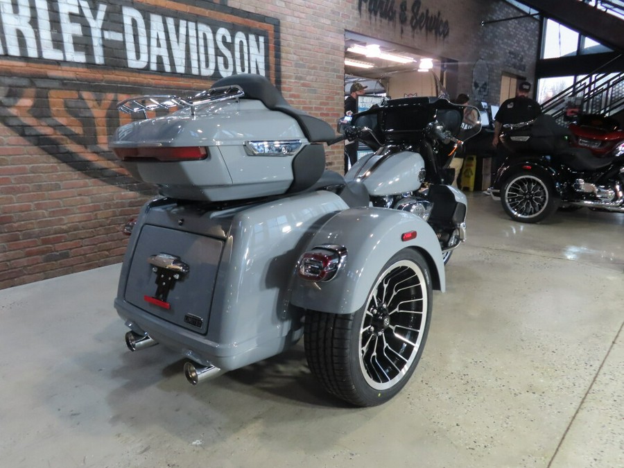 2026 Harley-Davidson® FLHLT Street Glide 3 Limited