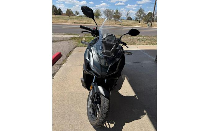 2025 ADV160 - Honda