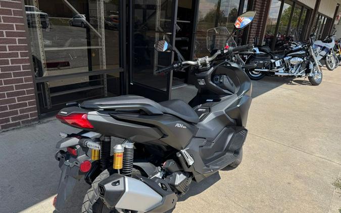 2025 ADV160 - Honda