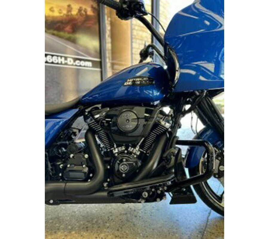 2024 Harley-Davidson Road Glide® Blue Burst