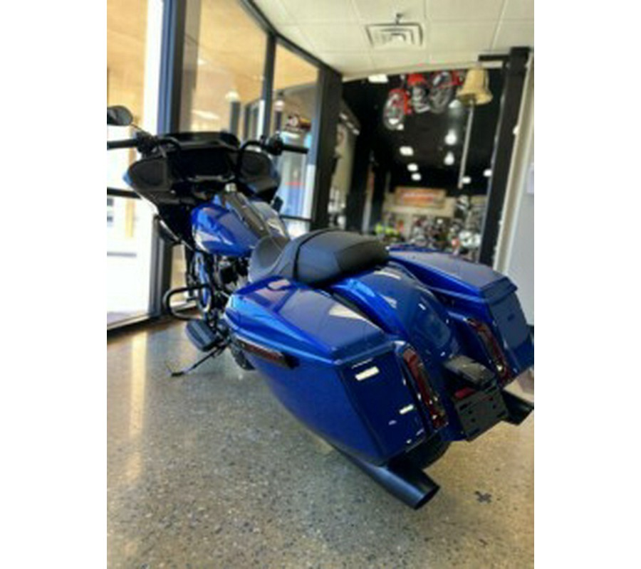 2024 Harley-Davidson Road Glide® Blue Burst