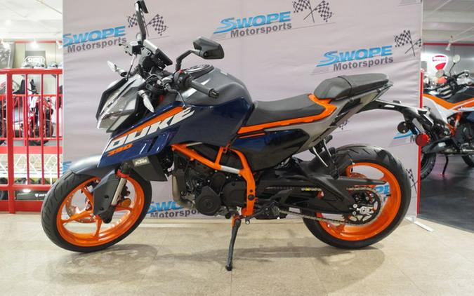 2024 KTM 390 Duke - Blue