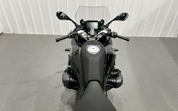 2026 BMW R 1300 RS Triple Black