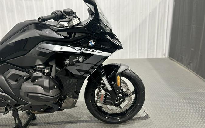 2026 BMW R 1300 RS Triple Black