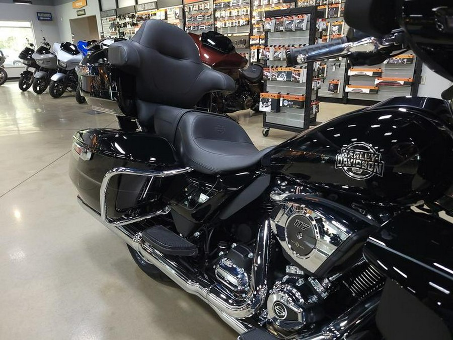 2025 Harley-Davidson® FLHXU - Street Glide® Ultra