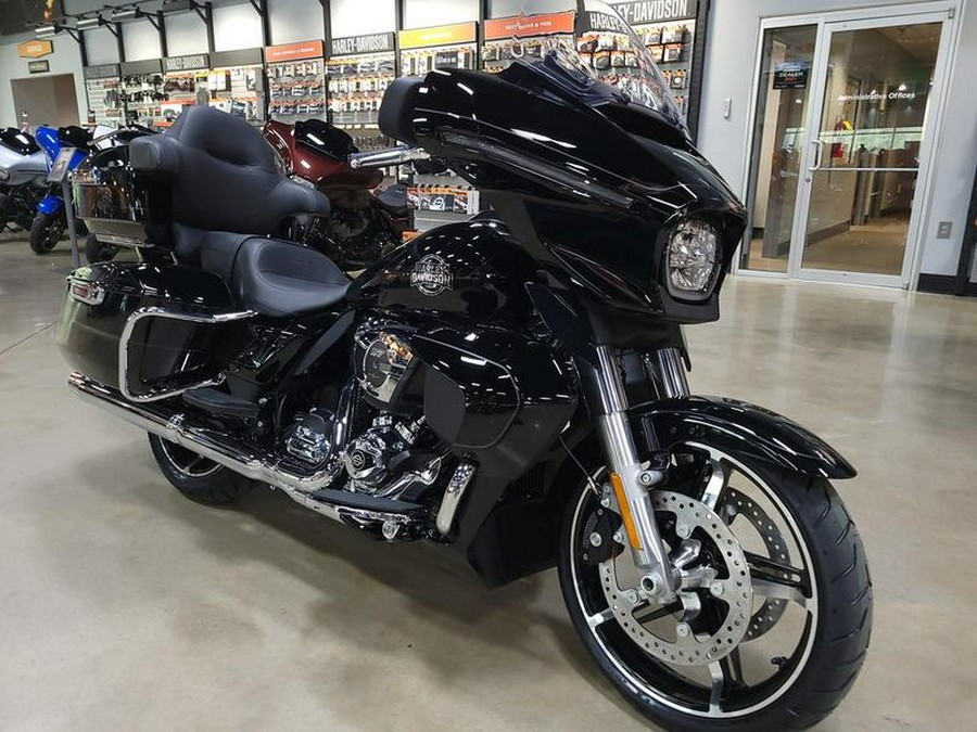 2025 Harley-Davidson® FLHXU - Street Glide® Ultra