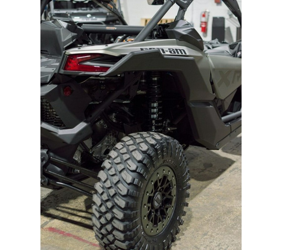 2026 Can-Am Maverick X3 X Rc Turbo RR 64