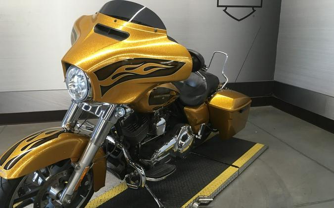 2015 Harley-Davidson® FLHX - Street Glide®
