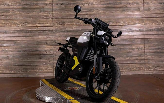 2025 Pulse Carbon Black - Can-Am
