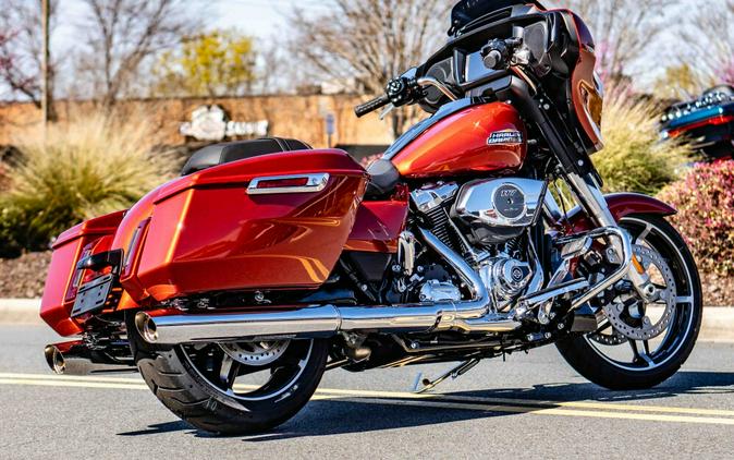 FLHX 2024 Street Glide®