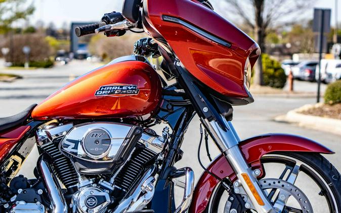 FLHX 2024 Street Glide®
