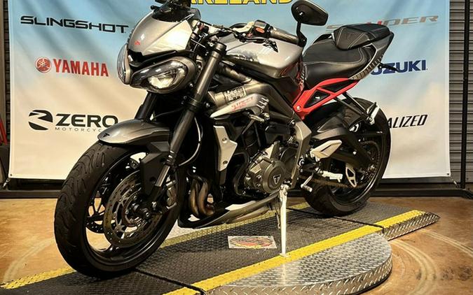 2022 Triumph Street Triple RS Silver Ice