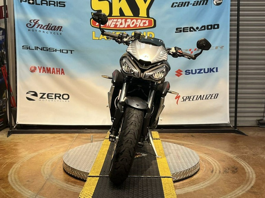 2022 Triumph Street Triple RS Silver Ice