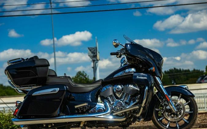 2021 Indian Roadmaster Limited Thunder Black Azure Crystal