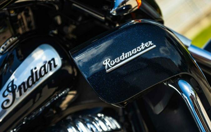2021 Indian Roadmaster Limited Thunder Black Azure Crystal