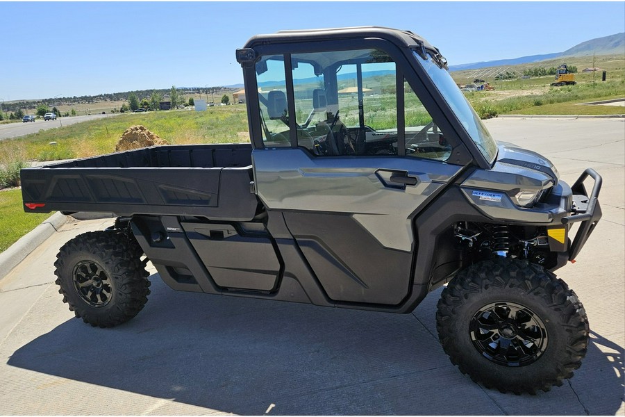 2024 Can-Am Defender PRO Limited HD10