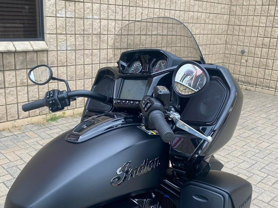 2025 Indian Motorcycle® Pursuit® Dark Horse® Black Smoke