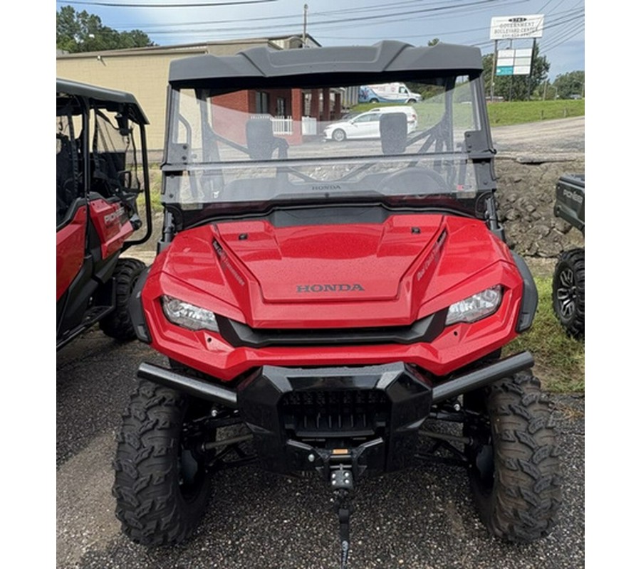 2025 Honda Pioneer 1000 Deluxe